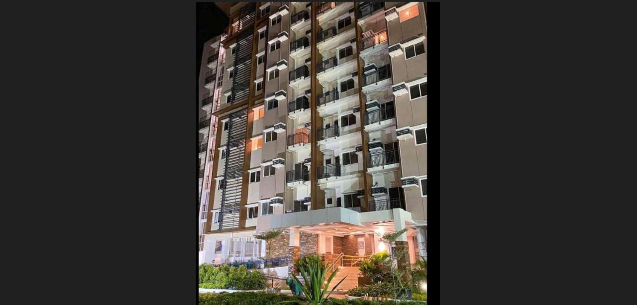 Cozy Suite Studio Type Condo In Matina Enclaves Davao Exterior foto